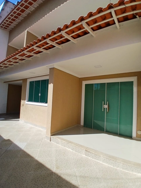 Vendo linda casa em Bangu - Rj. Terreno com 225m².: 3ª foto da galeria de imagens do imóvel
