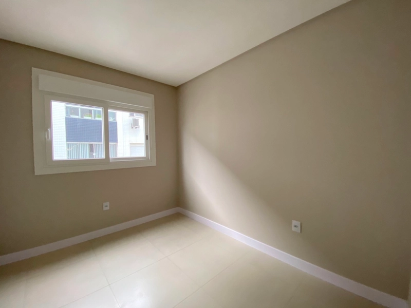 Apartamento junto praça Tiaraju !: 6ª foto da galeria de imagens do imóvel