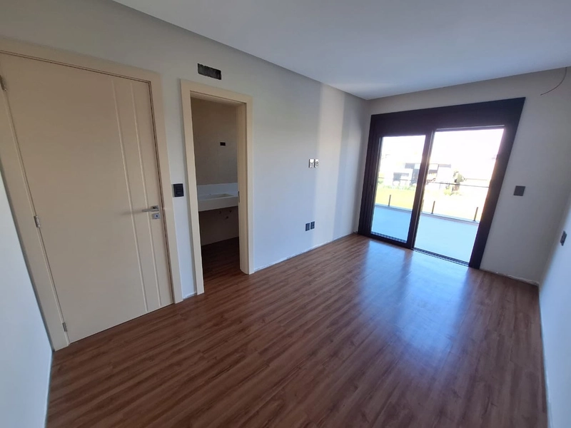 Linda casa beira Lago!: 10ª foto da galeria de imagens do imóvel