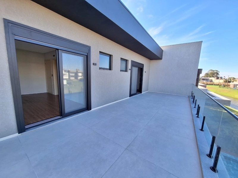 Linda casa beira Lago!: 8ª foto da galeria de imagens do imóvel
