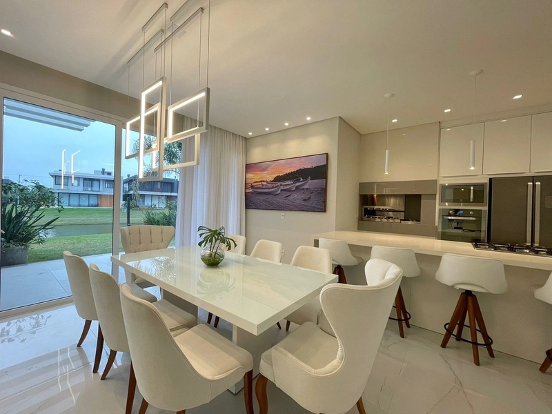 Linda casa beira Lago!: 1ª foto da galeria de imagens do imóvel