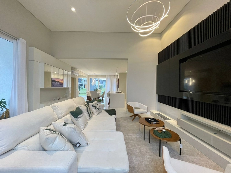 Linda casa beira Lago!: 9ª foto da galeria de imagens do imóvel