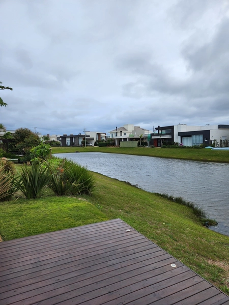 Linda casa beira Lago!: 47ª foto da galeria de imagens do imóvel