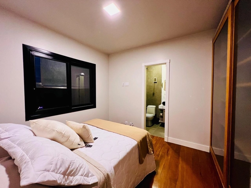 Linda casa beira Lago!: 24ª foto da galeria de imagens do imóvel