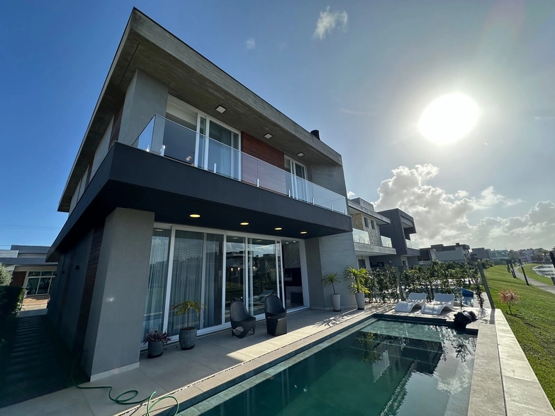 Lindo sobrado decorado beira lago!: 2ª foto da galeria de imagens do imóvel