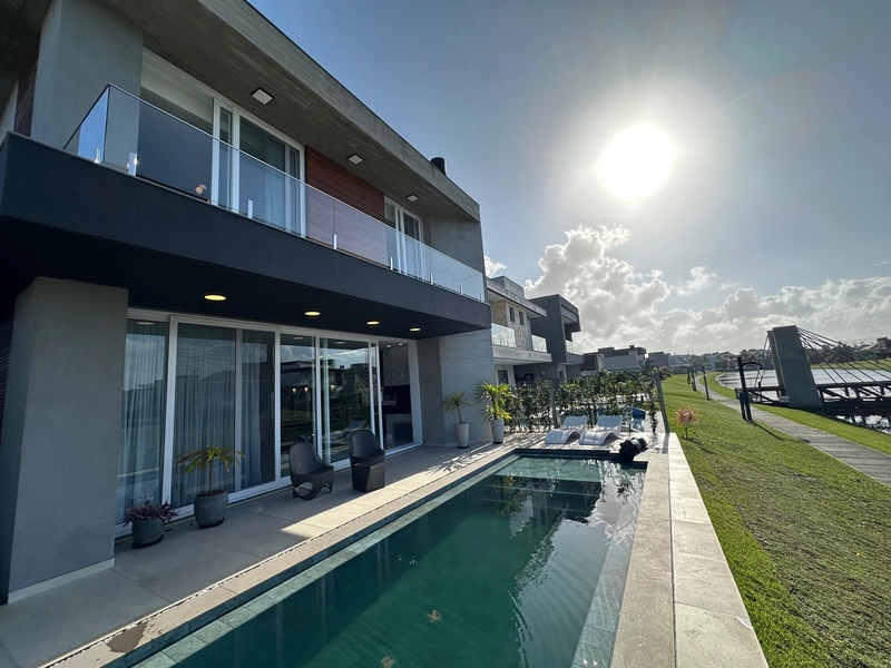 Lindo sobrado decorado beira lago!: 3ª foto da galeria de imagens do imóvel