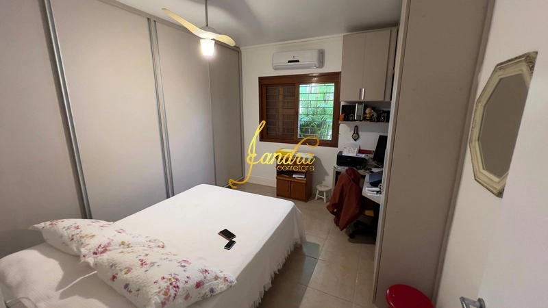 Casa à venda com 4 quartos, 290m² - Foto 6