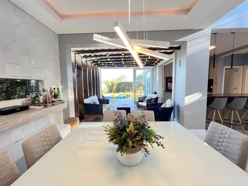 Casa de Condomínio de 4 quartos, 260m² no bairro Atlantida, em Xangri-lá | Eu Corretor