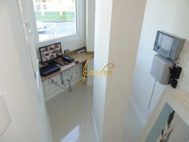 Apartamento à venda com 4 quartos, 161m² - Foto 7