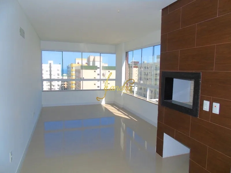 Apartamento à venda com 2 quartos, 78m² - Foto 1