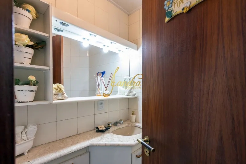 Apartamento à venda com 3 quartos, 157m² - Foto 3