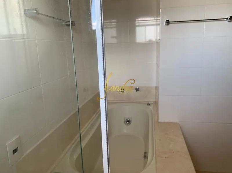 Casa de Condomínio à venda com 4 quartos, 310m² - Foto 23