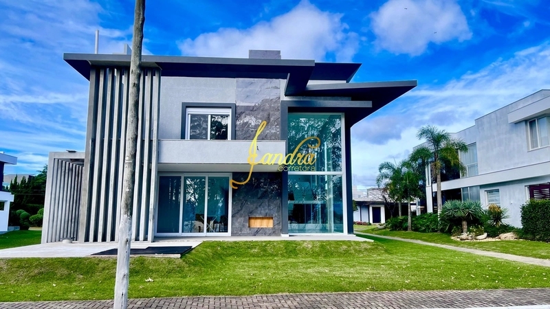 Casa de Condomínio de 6 quartos, 465m² no bairro ZONA NOVA, em Capão da Canoa | Eu Corretor
