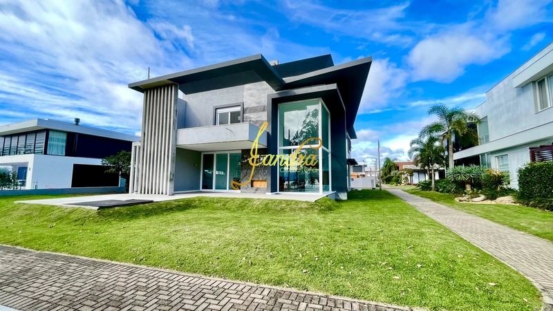 Casa de Condomínio de 6 quartos, 465m² no bairro ZONA NOVA, em Capão da Canoa | Eu Corretor