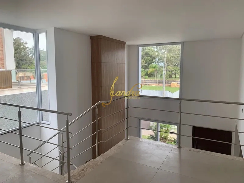 Casa de Condomínio à venda com 4 quartos, 303m² - Foto 32