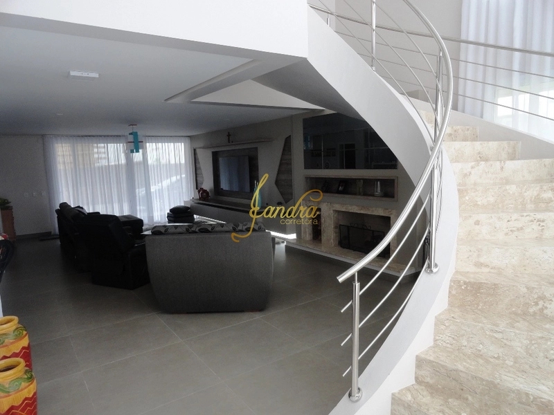 Casa de Condomínio à venda com 4 quartos, 350m² - Foto 23