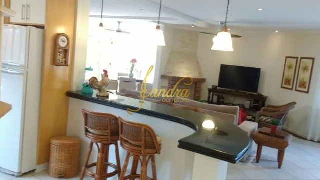 Casa à venda com 4 quartos, 350m² - Foto 11