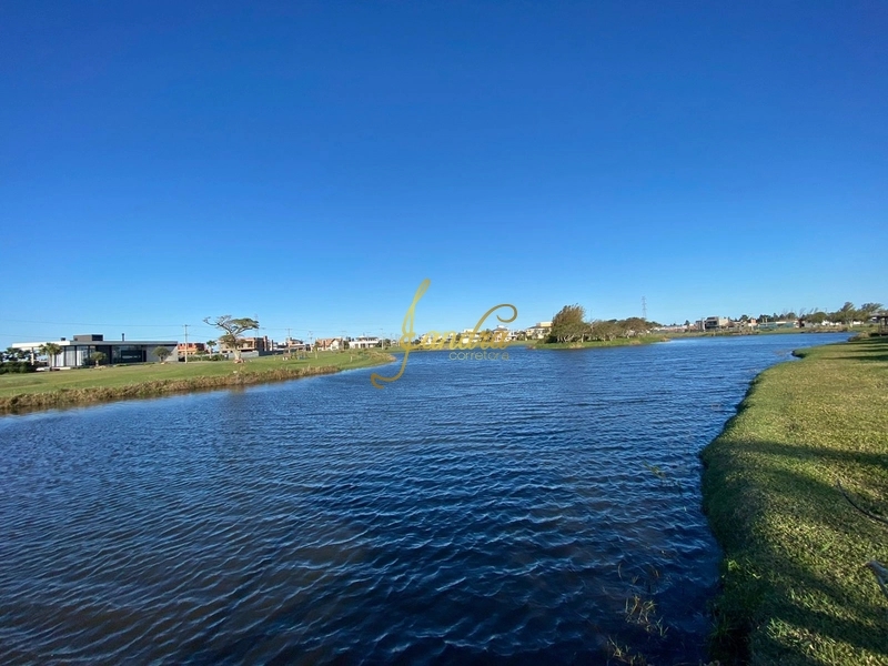 Terreno à venda, 600m² - Foto 1