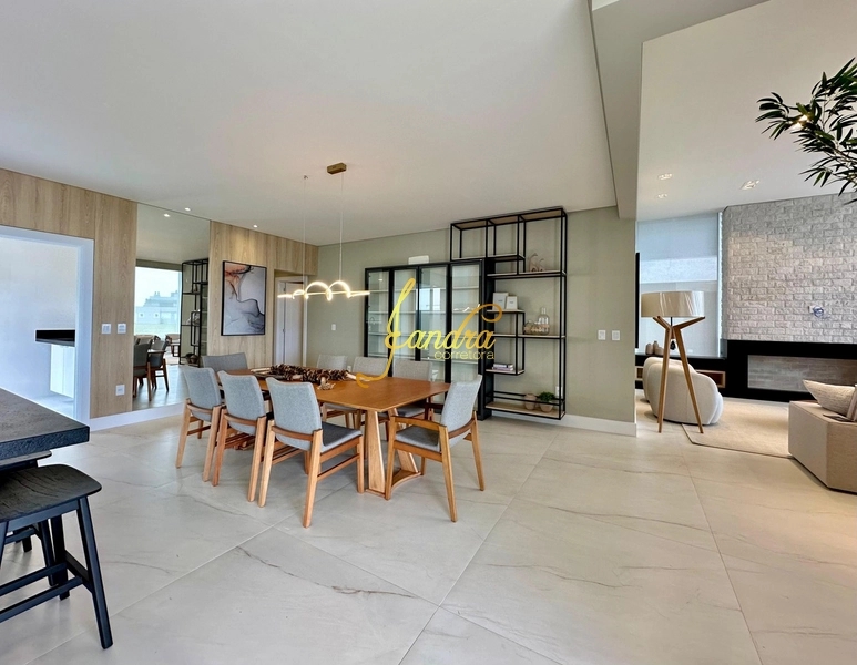 Casa de Condomínio de 4 quartos, 2400m² no bairro CAPAO NOVO POSTO 9 VILLAGE, em Capão da Canoa | Eu Corretor