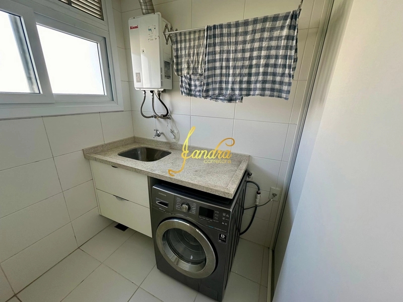 Apartamento à venda com 4 quartos, 188m² - Foto 15