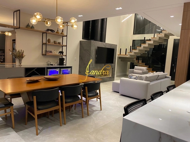 Casa de Condomínio de 4 quartos, 283m² no bairro Centro, em Xangri-lá | Eu Corretor