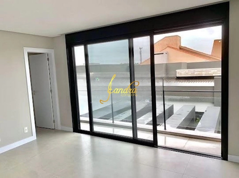 Sobrado de 4 quartos, 300m² no bairro Centro, em Xangri-lá | Eu Corretor