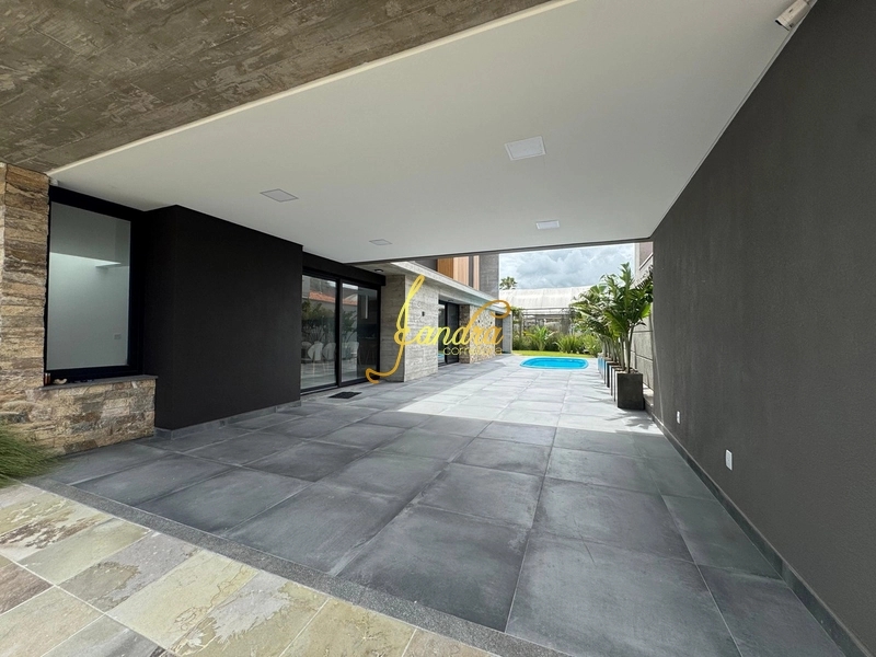 Sobrado de 5 quartos, 270m² no bairro Centro, em Xangri-lá | Eu Corretor