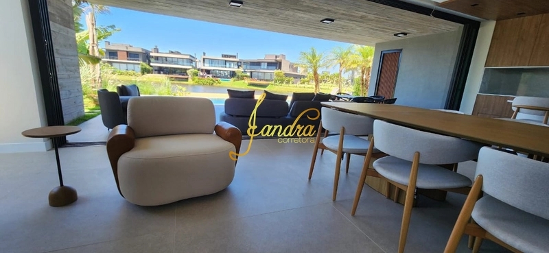 Casa de Condomínio de 6 quartos, 444m² no bairro Centro, em Xangri-lá | Eu Corretor