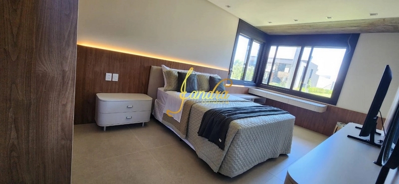 Casa de Condomínio de 6 quartos, 444m² no bairro Centro, em Xangri-lá | Eu Corretor