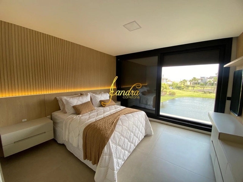 Casa de Condomínio de 6 quartos, 355m² no bairro Remanso, em Xangri-lá | Eu Corretor