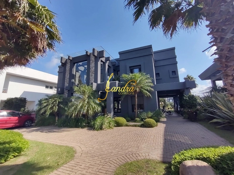 Casa de Condomínio de 5 quartos, 469m² no bairro Atlantida, em Xangri-lá | Eu Corretor