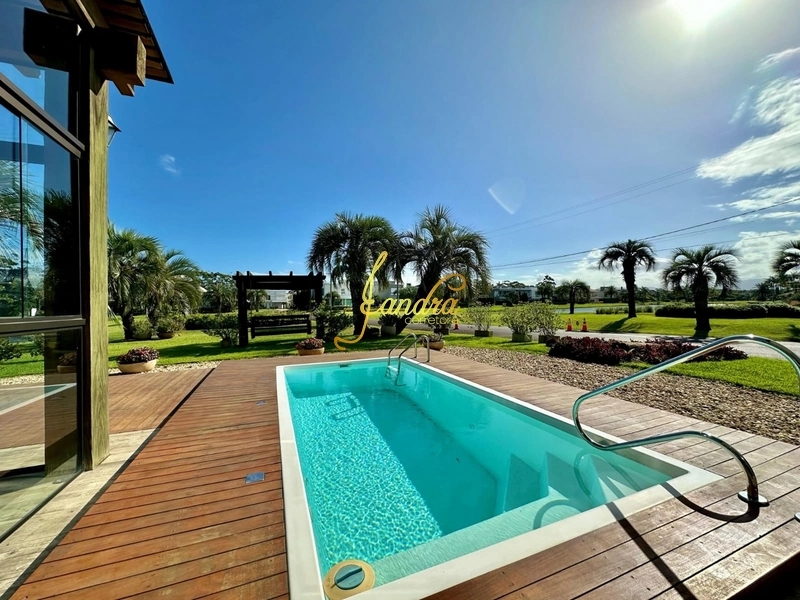 Casa de Condomínio de 5 quartos, 621m² no bairro Atlantida, em Xangri-lá | Eu Corretor