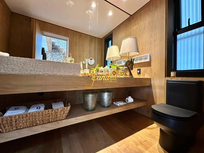 Casa de Condomínio de 5 quartos, 722m² no bairro Atlantida, em Xangri-lá | Eu Corretor