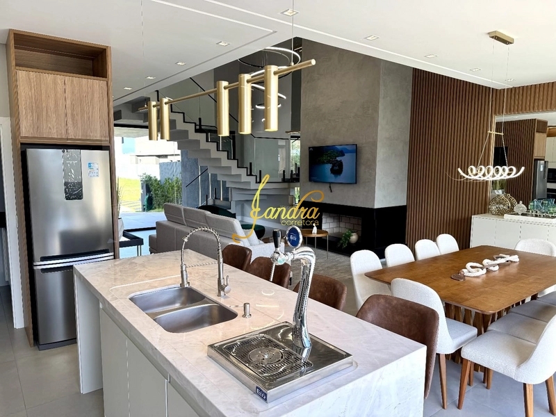 Casa de Condomínio de 4 quartos, 241m² no bairro Centro, em Xangri-lá | Eu Corretor
