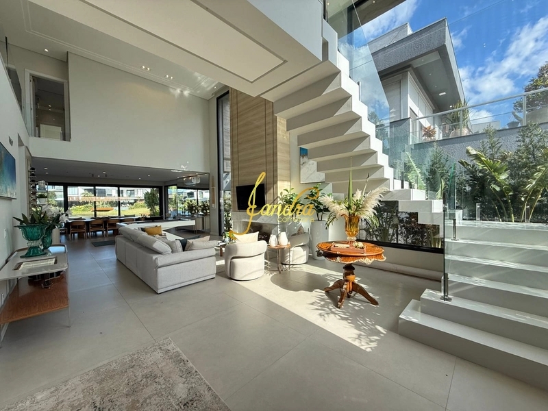 Casa de Condomínio de 5 quartos, 450m² no bairro Centro, em Xangri-lá | Eu Corretor