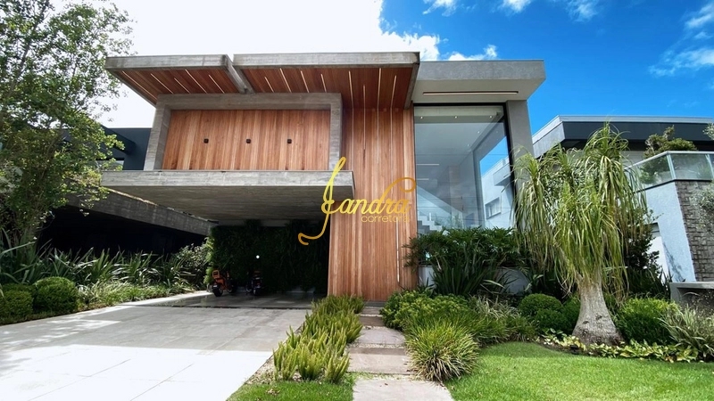 Casa de Condomínio de 5 quartos, 450m² no bairro Centro, em Xangri-lá | Eu Corretor