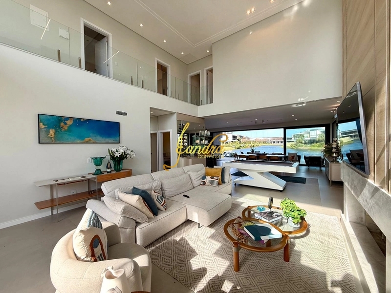 Casa de Condomínio de 5 quartos, 450m² no bairro Centro, em Xangri-lá | Eu Corretor