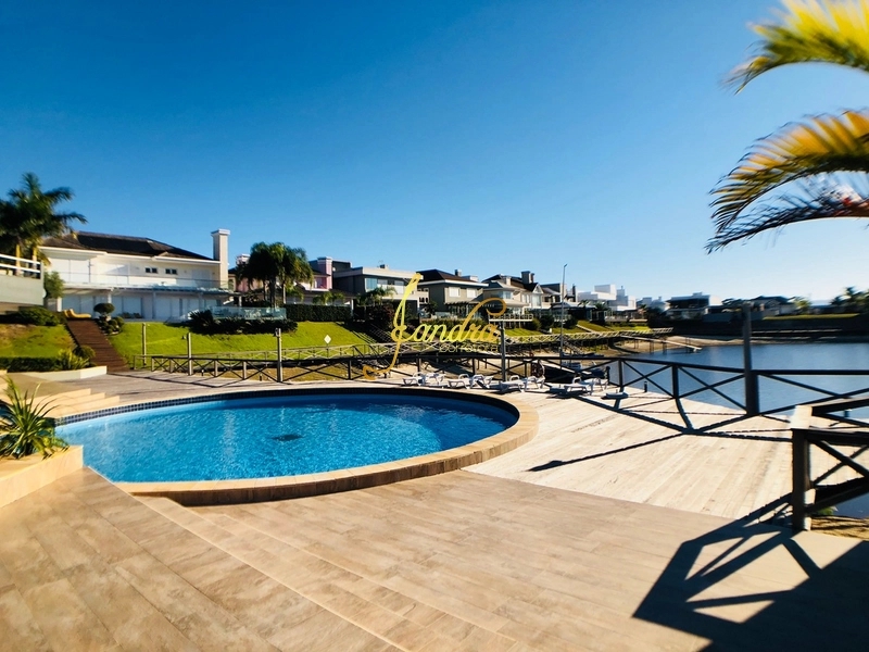 Lote/Terreno de 450m² no bairro ZONA NOVA, em Capão da Canoa | Eu Corretor