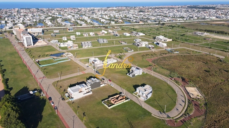 Lote/Terreno de 240m² no bairro Centro, em Xangri-lá | Eu Corretor