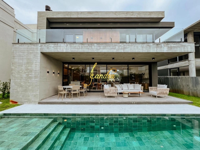 Casa de Condomínio de 5 quartos, 337m² no bairro ZONA NOVA, em Capão da Canoa | Eu Corretor