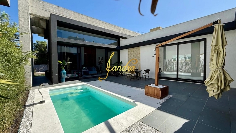 Casa de Condomínio, 4 quartos - Foto 1