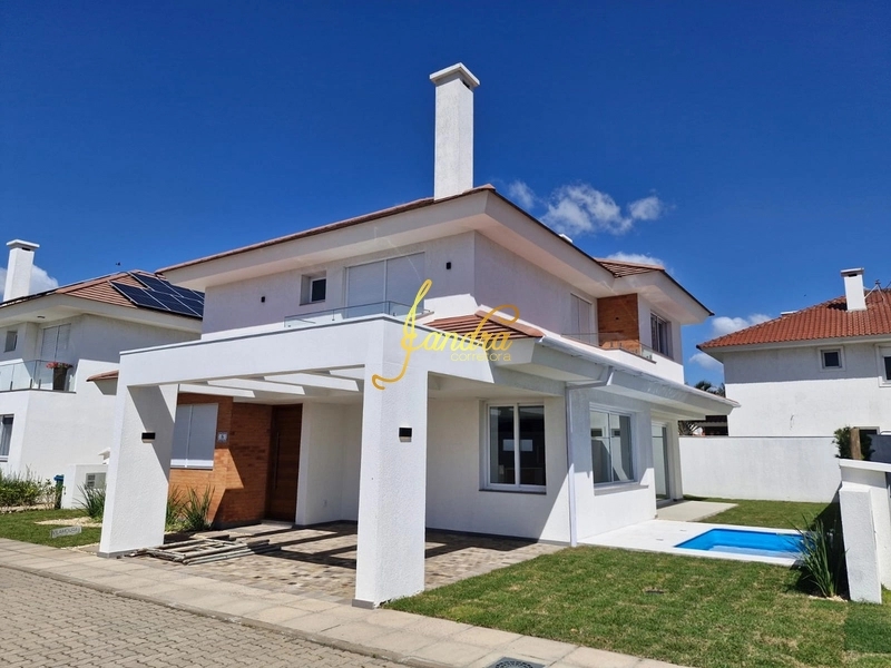Casa de Condomínio de 4 quartos, 270m² no bairro Centro, em Xangri-lá | Eu Corretor