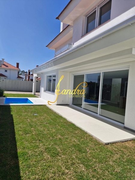 Casa de Condomínio de 4 quartos, 270m² no bairro Centro, em Xangri-lá | Eu Corretor