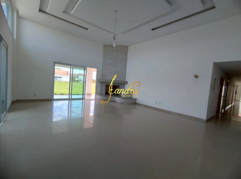 Casa de Condomínio de 7 quartos, 500m² no bairro Centro, em Xangri-lá | Eu Corretor