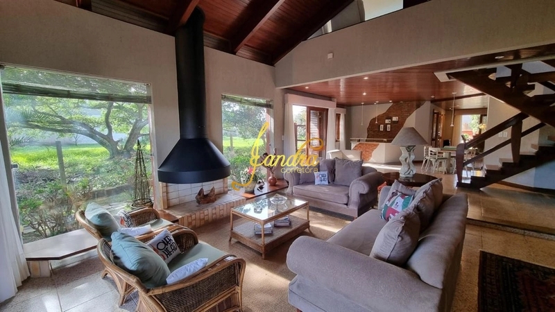 Casa de 5 quartos, 471m² no bairro Centro, em Xangri-lá | Eu Corretor