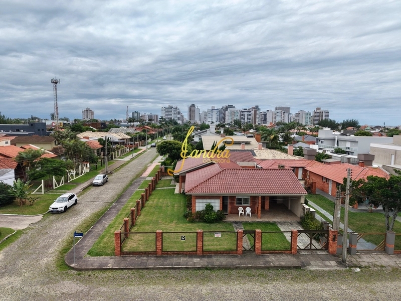 Casa de 7 quartos, 225m² no bairro Atlantida, em Xangri-lá | Eu Corretor