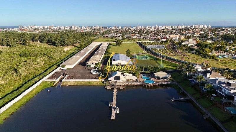 Casa de Condomínio de 5 quartos, 400m² no bairro ZONA NOVA, em Capão da Canoa | Eu Corretor
