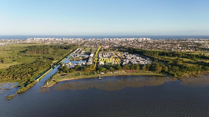 Casa de Condomínio de 5 quartos, 400m² no bairro ZONA NOVA, em Capão da Canoa | Eu Corretor