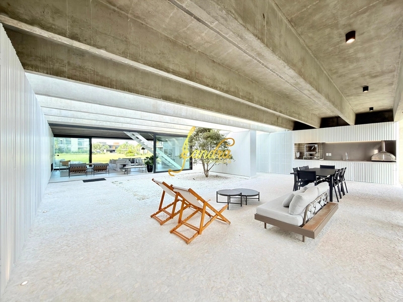 Casa de Condomínio de 4 quartos, 285m² no bairro Centro, em Xangri-lá | Eu Corretor