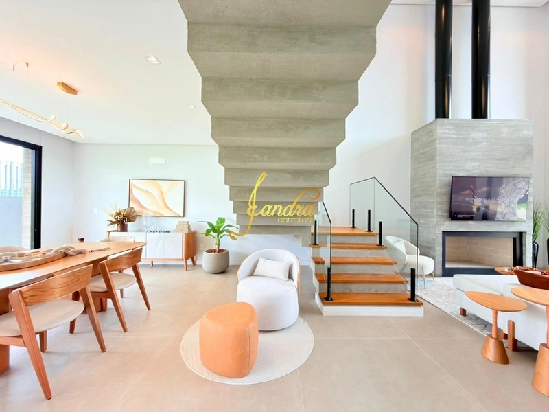 Casa de Condomínio de 4 quartos, 220m² no bairro Centro, em Xangri-lá | Eu Corretor